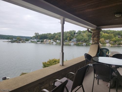 52 Ithanell Rd, Hopatcong, NJ, 07843-1813 | Card Image