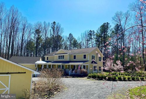 700 Battle Mountain Rd, Amissville, VA, 20106-4109 | Card Image