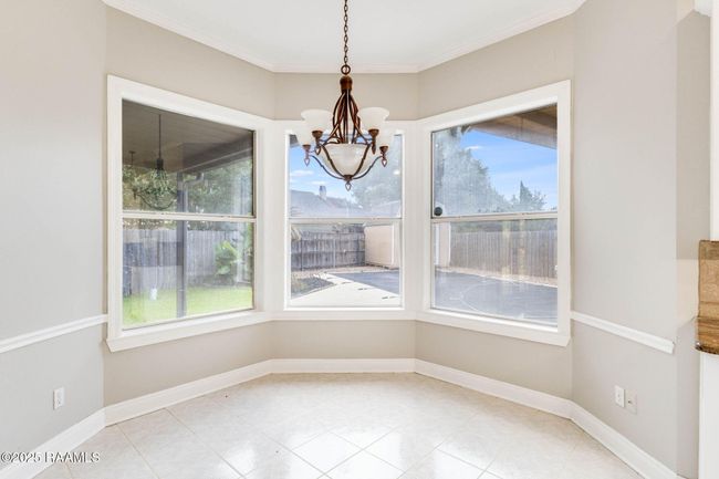 22-web-or-mls-110 Yorkshire Circle-21 | Image 11
