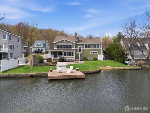 84 W Shore Rd, Denville, NJ, 07834-1572 | Card Image