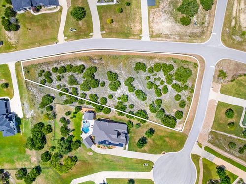 270 Honey Locust Ct, Driftwood, TX, 78619-2103 | Card Image