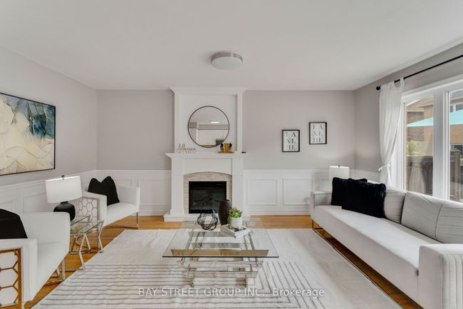 75 Finney Terr, House attached with 3 bedrooms, 3 bathrooms and 1 parking in Milton ON | Image 14