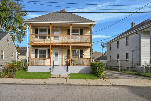 57 Grand Ave, Pawtucket, RI, 02861-2550 | Card Image