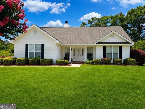 135 Westchester Cir, Dublin, GA, 31021-3893 | Card Image