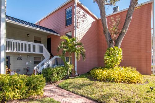 204-2424 W Tampa Bay Blvd, TAMPA, FL, 33607-1337 | Card Image