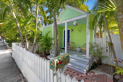738 Olivia St, Key West, FL, 33040-6413 | Card Image
