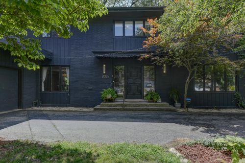 1520 Park Dr, Munster, IN, 46321-2544 | Card Image