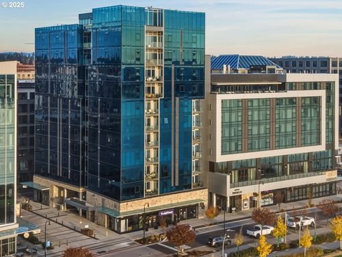 604-590 Waterfront Way, Vancouver, WA, 98660-3077 | Card Image