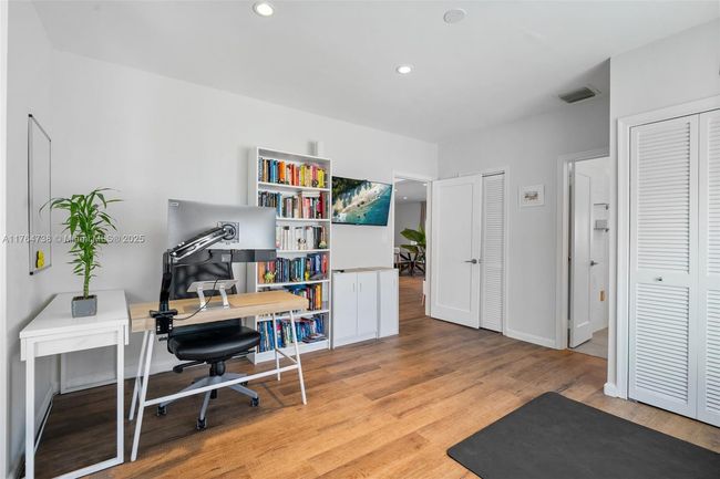 7770 Hawthorne Ave, House other with 4 bedrooms, 3 bathrooms and null parking in Miami Beach FL | Image 32