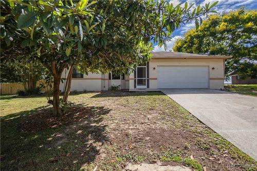 3642 E Foxwood Ln, Inverness, FL, 34452-8826 | Card Image