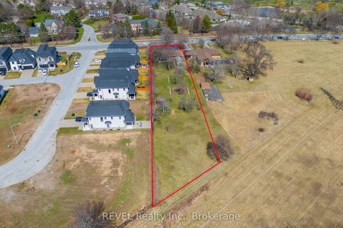 6398 Mountain Rd, Niagara Falls, ON, L2J0B3 | Card Image