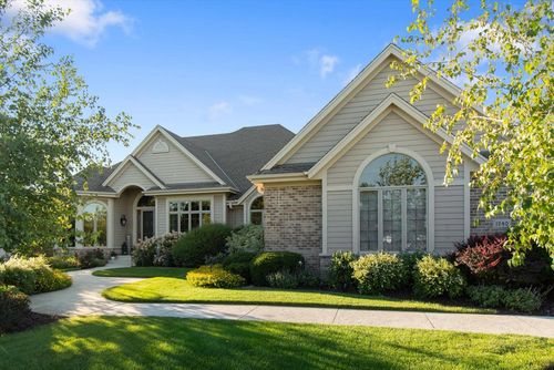 1240 Mary Hill Circle, Hartland, WI, 53029 | Card Image