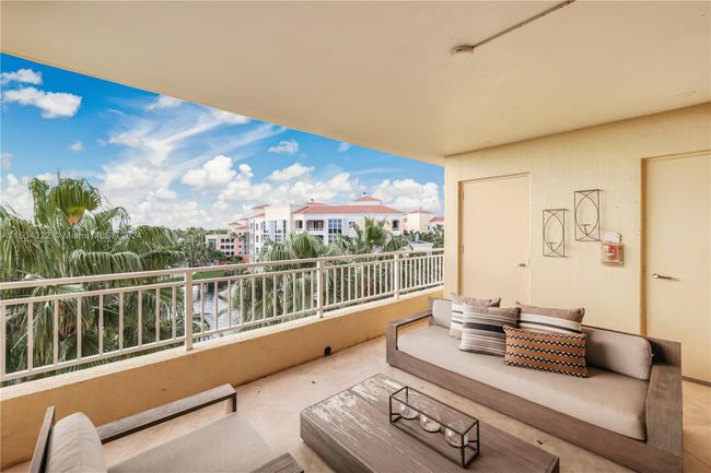 PH-12 - 765 Crandon Blvd, Condo with 3 bedrooms, 4 bathrooms and null parking in Key Biscayne FL | Image 32