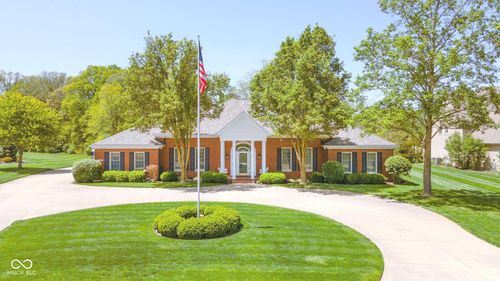 1105 Deer Creek Dr, Anderson, IN, 46011-9601 | Card Image