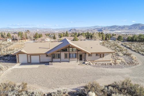 13120 Welcome Way, Reno, NV, 89511-8633 | Card Image