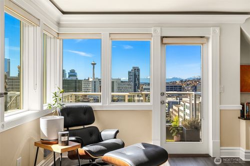 201-311 E Republican St, Seattle, WA, 98102-6840 | Card Image