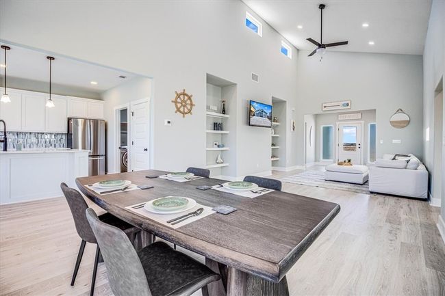 1931 Eskridge St, House other with 4 bedrooms, 2 bathrooms and null parking in Port Aransas TX | Image 9