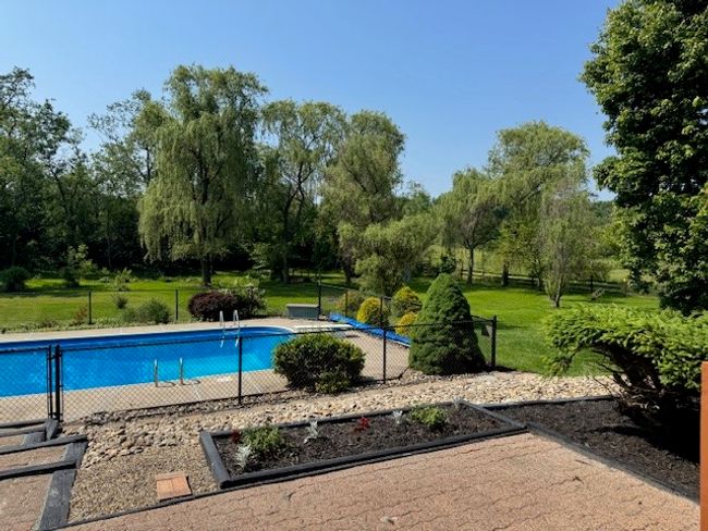 206 Brook Hollow Rd, House other with 3 bedrooms, 3 bathrooms and null parking in Mt. Pleasant Twp - Wml PA | Image 8