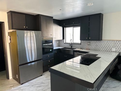 apt-2-7428 Acoma Trl, Yucca Valley, CA, 92284-4331 | Card Image