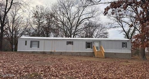 7358 Gateway Dr, Neosho, MO, 64850-8138 | Card Image