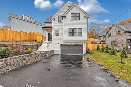 417 Poplar St, Boston, MA, 02131-4666 | Card Image