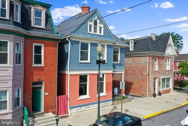 408 W King St, Home with 0 bedrooms, 4 bathrooms and null parking in MARTINSBURG WV | Image 16