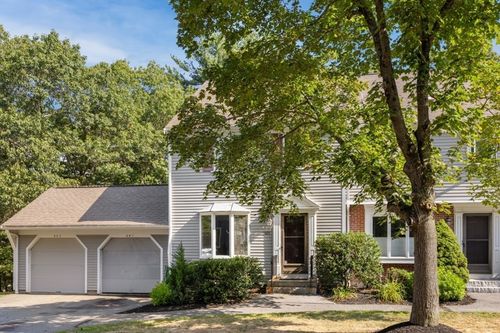 501-501 Foxwood Cir, Peabody, MA, 01960-4726 | Card Image