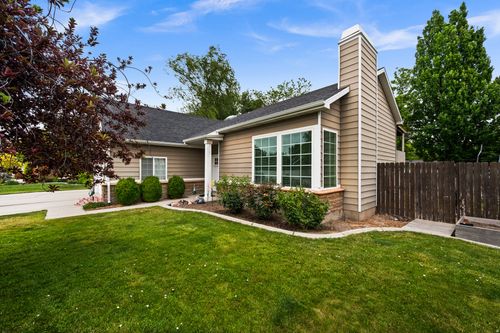 5633 S Crosspark Dr, Taylorsville, UT, 84123-5884 | Card Image
