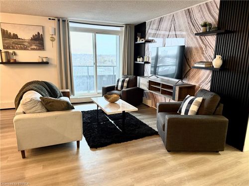 908-640 West St, Brantford, ON, N3R6M3 | Card Image