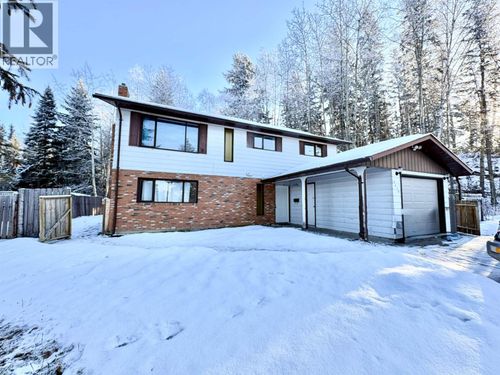 2688 Norwood St, Prince George, BC, V2L5L5 | Card Image