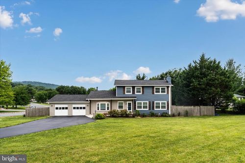 301 Lanafield Dr, BOONSBORO, MD, 21713-1110 | Card Image