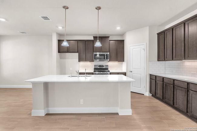 5720 Provo Pl, House other with 4 bedrooms, 4 bathrooms and null parking in San Antonio TX | Image 4