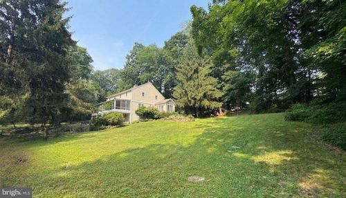 2727 Durham Rd, DOYLESTOWN, PA, 18902-6803 | Card Image