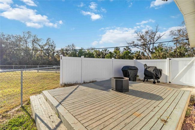 6001 Firefly Ln, House other with 3 bedrooms, 2 bathrooms and null parking in APOLLO BEACH FL | Image 39