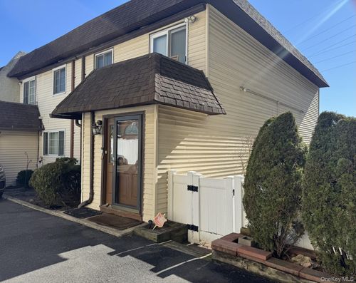 apt-9-88 E Valley Stream Blvd, Valley Stream, NY, 11580-6300 | Card Image