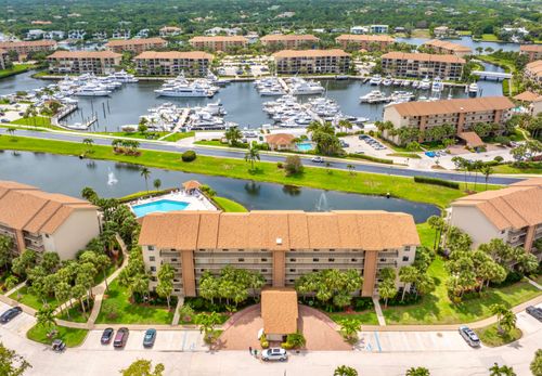 104-601 Seafarer Cir, Jupiter, FL, 33477-9000 | Card Image