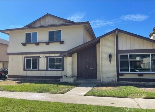 4-760 N Adele St, Orange, CA, 92867 | Card Image