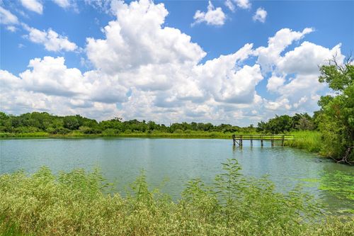 4900 Andreas Rd, Round Top, TX, 78954-5405 | Card Image