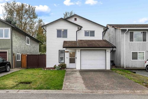 8542 Mccutcheon Ave, Chilliwack, BC, V2P7K7 | Card Image