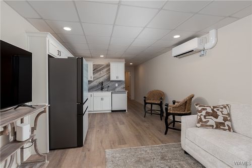 apt-45-1212 12th St, Tuscaloosa, AL, 35401-8210 | Card Image