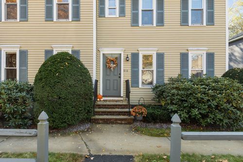 910-910 Welllman Ave, Chelmsford, MA, 01826 | Card Image
