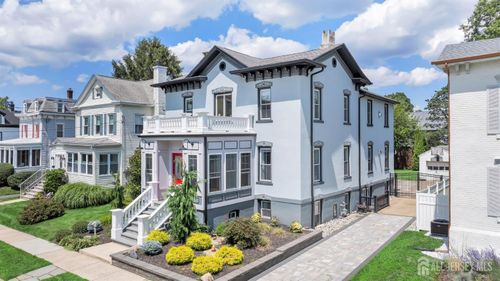 32 William St, Metuchen, NJ, 08840-1822 | Card Image