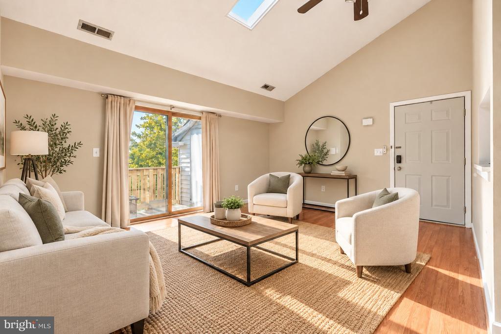 Residential Lease in PLAINSBORO 3