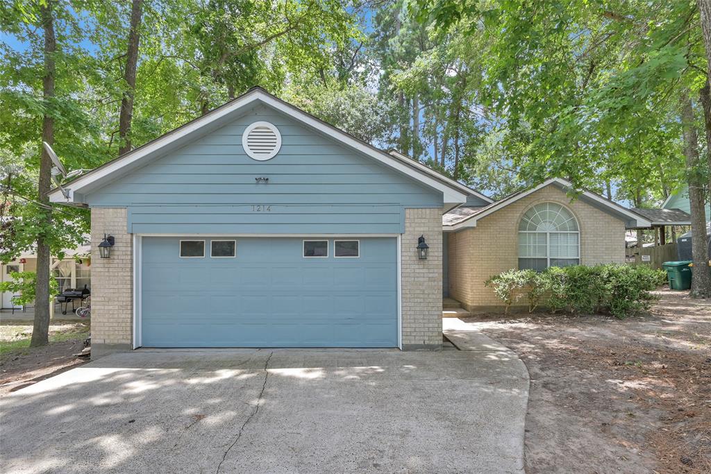Oxon Run, Montgomery, TX 77316