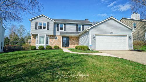 3240 Midlane Dr, Wadsworth, IL, 60083-9459 | Card Image