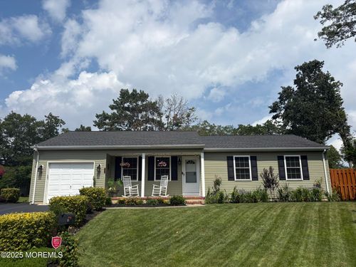 650 Chelsea St, Forked River, NJ, 08731-1427 | Card Image