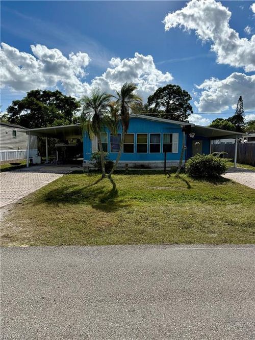 11201 Tango Dr, BONITA SPRINGS, FL, 34135-5340 | Card Image