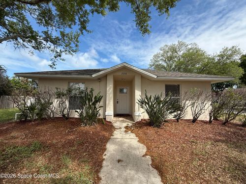 2066 Foxwood Dr, Melbourne, FL, 32935-4352 | Card Image