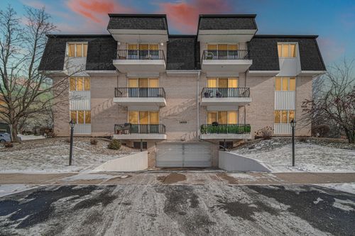 apt-201-18559 Escanaba Ct, Lansing, IL, 60438-2874 | Card Image