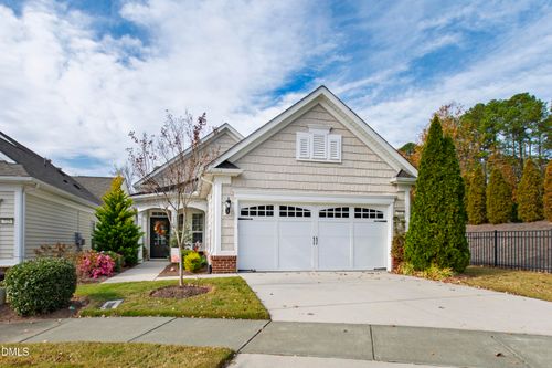 727 Bradhurst Pl, Cary, NC, 27519-9386 | Card Image